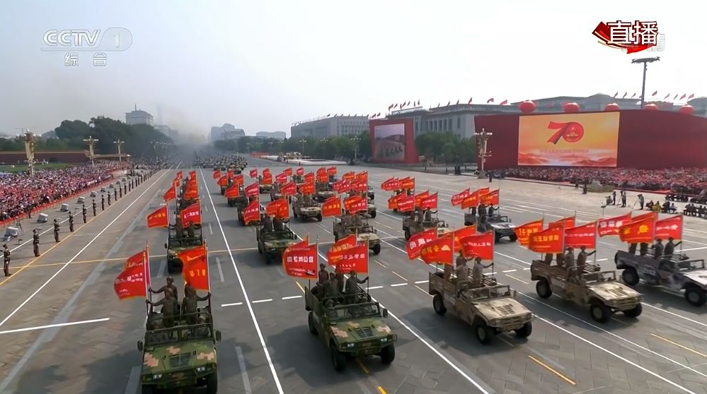 東風軍車揚威大閱兵,還有這些十堰元素讓人熱血澎湃!