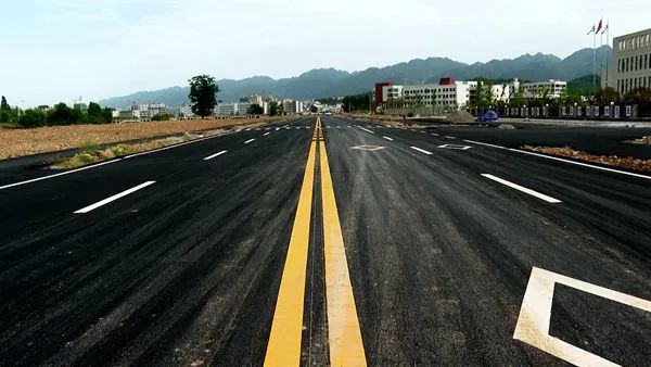 房县这三条路目前已具备通车条件!快来看是哪儿?